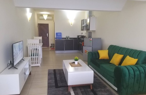 Kwale Apartment | Beachfront studio apartment in a diani beach area with a 180 degree ocean views.