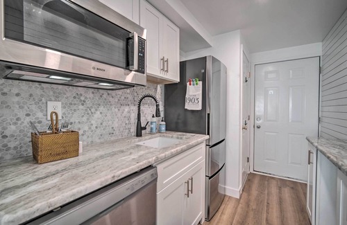 Ventnor City Apartment | Beachfront Studio Apartment w/Community Pool