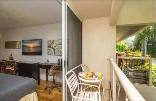Kihei Condo | Beachfront Studio | Walk to Kamaole Beach + Pools