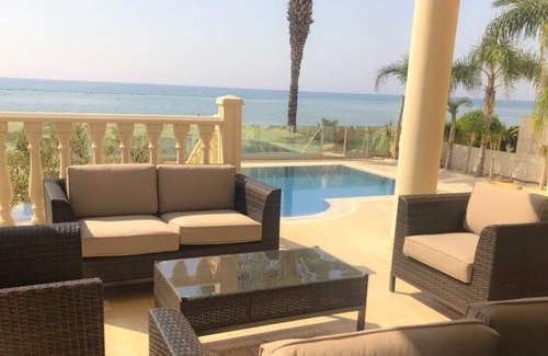 Pyla Villa | Beachfront Villa On Dekelia