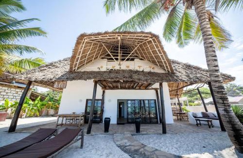 Kiwengwa Villa | Beachfront Villa Patti ZanzibarHouses
