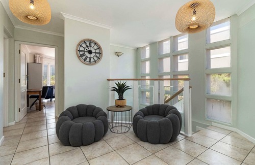Hout Bay Apartment | Beachfront Villa Sea Breeze Hout Bay Cape Town