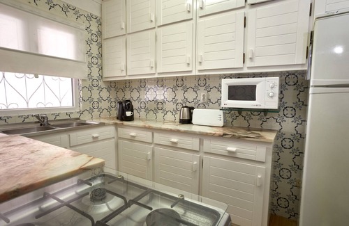 Alporchinhos House | Beachhouse with Garden and Sea View - 40m to the Beach