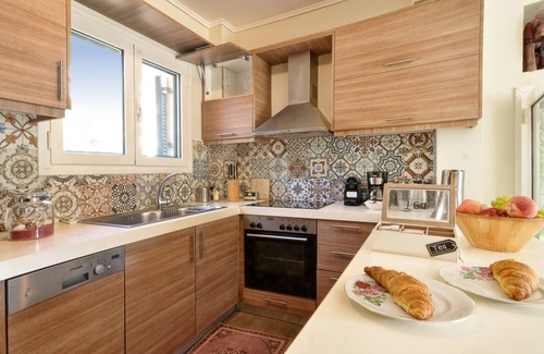 Barbati Apartment | Beachline Apt., With Garden & BBQ
