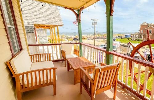 Ocean Grove Hotel | Beachliner Hotel
