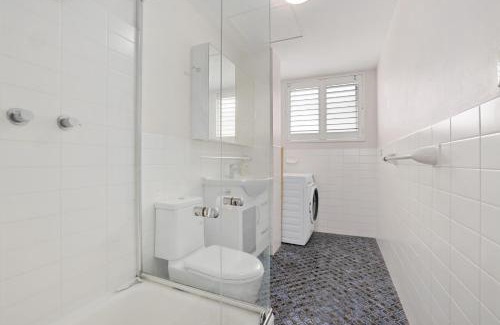 Freshwater Apartment | Beachside Beach Pad - Close to beach