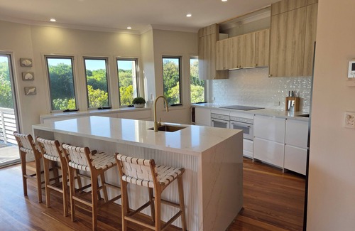 Twin Waters House | Beachside house in Sebel Resort- 5 Bedroom home in a resort!