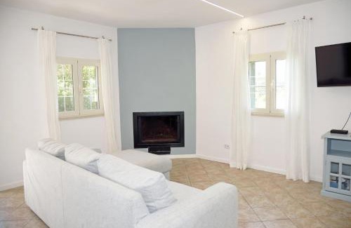 Sperlonga Villa | Beachside House