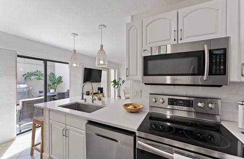 Jupiter Villa | Beachside Modern Wellness Villa with Spacious Patio, Walk to the Beach