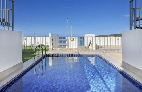 Manly Apartment | Beachside Paradise - Ocean Views, Central Position