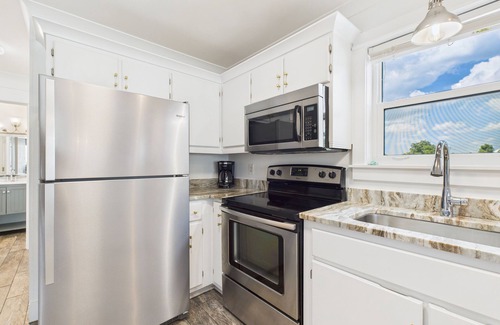 Seagrove Beach Condo | Beachside Retreat 423–Steps to the Beach–Sleeps 8