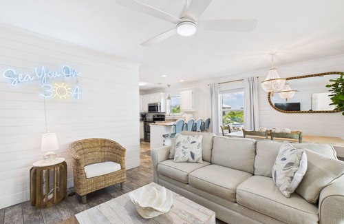 Seagrove Beach Condo | Beachside Retreat 423–Steps to the Beach–Sleeps 8