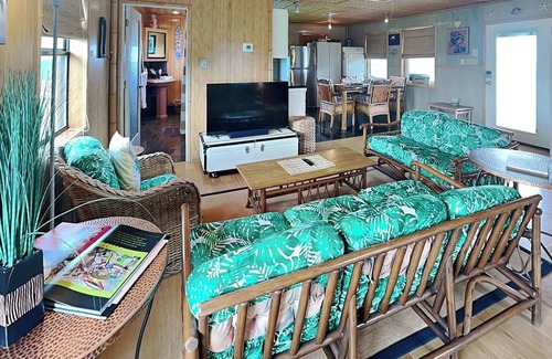 Galveston House | Beachside Tiki Hut | Charming Home, Near Beach