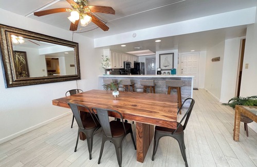 South Padre Island Condo | BEACHVIEW 102 - DIRECTLY ACROSS FROM THE BEACH!