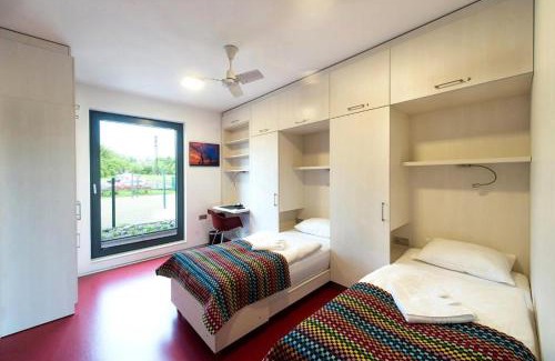 Pelhrimov House | Beachwell