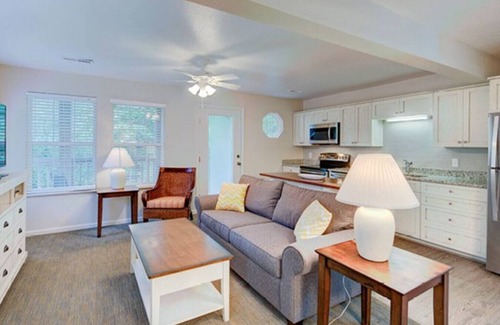 Sea Scape Condo | Beachwoods 2 bedroom · Outer Banks of N.C.nSpacious Two Bedroom.