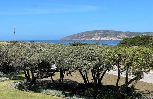 Robberg Beach Apartment | Beachy Head Hideaway 10 - Sea Views Robberg Beach