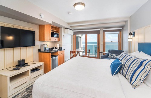 Endion Hotel | Beacon Pointe on Lake Superior