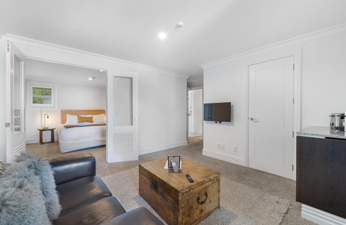 Queenstown Apartment | Beacon Studio Room | Lake Views
