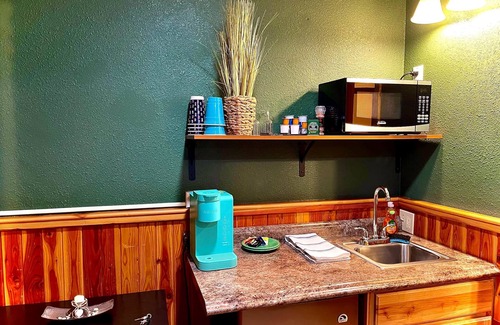 Thompson Falls Cabin | Bear Creek Resort, Lower Cabin Suite (1 King Bed), Lower Cabin Suite (1 King Bed)