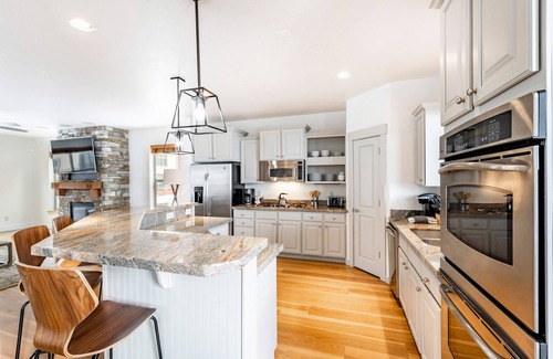 Bear Hollow Village Condo | Bear Hollow Village by All Seasons Resort Lodging