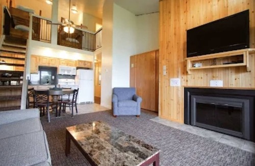 Garden City Apartment | Bear Lake Ideal Beach Resort namazing family friendly resort,right on the beach!