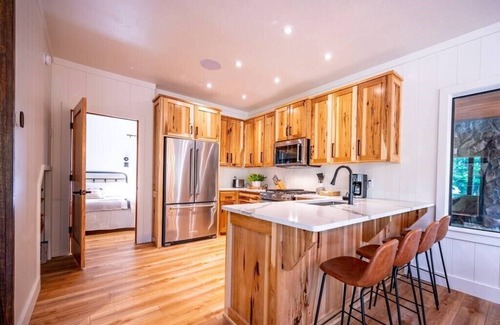 Broken Bow Cabin | Bear Trap - Truly Secluded Cabin on 2 Acres of Pine Forest with a Waterfall Pool