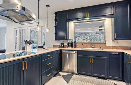 Sarasota House | Bearded Oaks | Oasis w/Private Pool + HOT TUB!