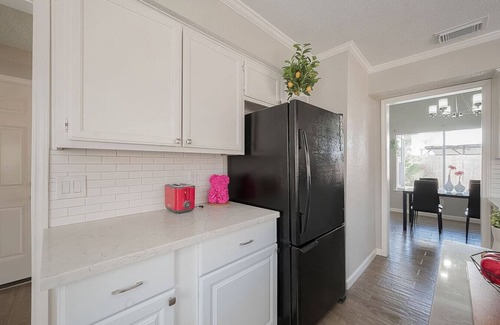 Barker House | Beat the Heat in Katy Tx - Arcade Room & Pool