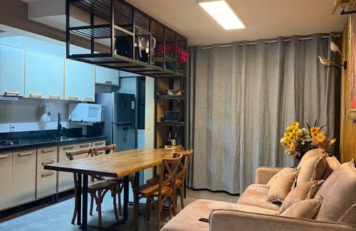 Copacabana Apartment | Beautiful apartment near the beach in Copacabana