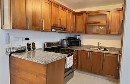 Llanos de Gurabo I Condo | Beautiful warm condo with pool