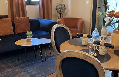 Saint-Amand-les-Eaux House | Beau Duplex Secteur st Amand les Eaux, Proche Thermes et Pasino. Parking Privé