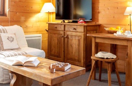 Val-d'Isere Apartment | Beau Studio ! Balcon/Terrasse + Casiers à ski