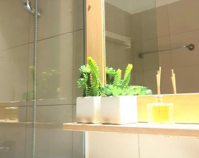 La Plage Apartment | Beau Studio Prado Plage Parc Piscine Stade