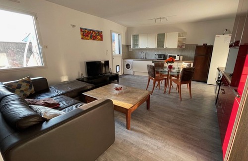 Sene Apartment | Beau T3 Meuble A Sene à 100 m de la mer Avec vue sur le Golfe du Morbihan