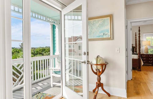 Oceanmarsh Subdivision House | Beaufort, Parris Island/Marines. Close to hospitals: Travel Nurses and Doctors
