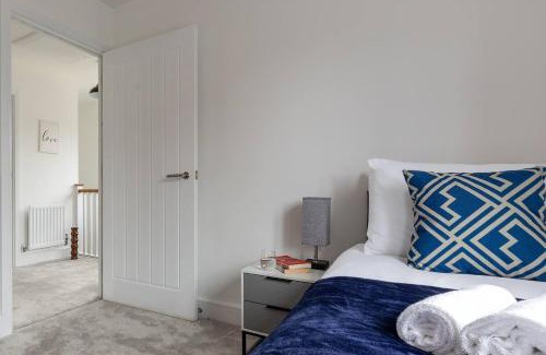 Chelmsford Apartment | Beaulieu Rest 3 Bed House Chelmsford