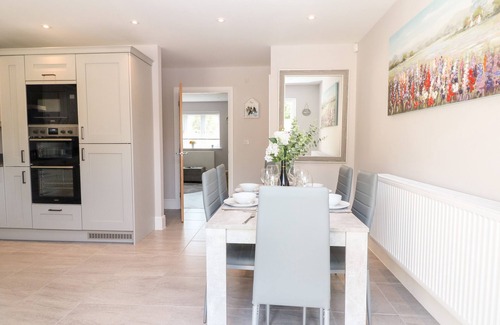 Bourton Cottage | Beaus House