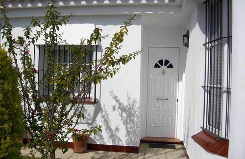 Poblado Sancti Petri Villa | Beautiful two bedrooms holiday villa fully self contained with private swimming