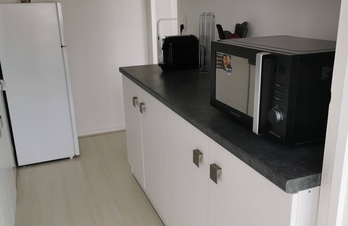 Saint-Georges-de-Didonne Apartment | Beautiful, bright apartment with private parking for 4 people