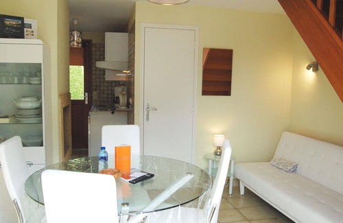 Saint-Jouan-des-Guerets Apartment | Beautiful apartment for 4 people with pool, WIFI, TV and terrace