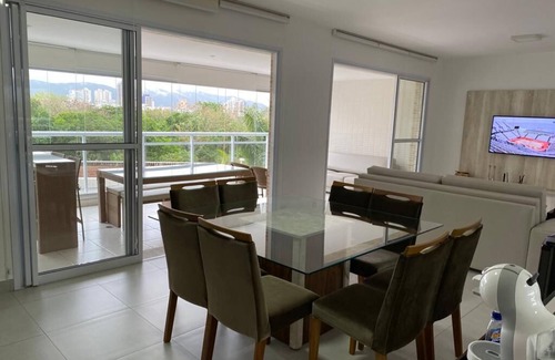 Peninsula Apartment | Beautiful apartment with 3 suites, gourmet balcony, 300m from the beach - beach service