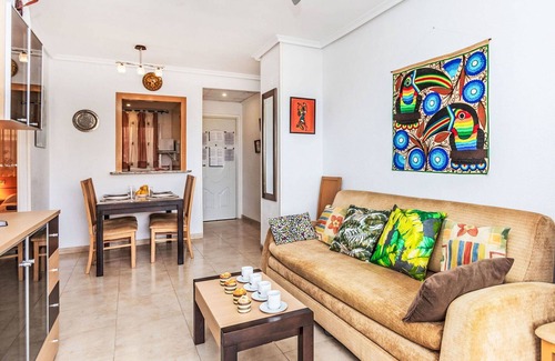 Cabanes Apartment | Beautiful apartment for 6 people with A/C, pool, TV and terrace