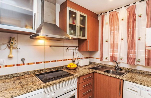 Cabanes Apartment | Beautiful apartment for 6 people with A/C, pool, TV and terrace