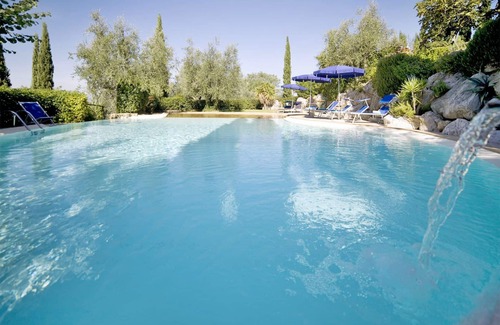 Montopoli in Val d'Arno Villa | Beautiful private villa for 9 people with A/C, private pool, WIFI, veranda and panoramic view