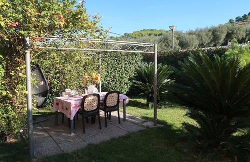 Cervo Apartment | Beautiful apartment for 4 people with A/C, WIFI, TV, patio and pets allowed