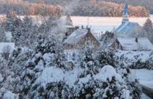 St-Adolphe-d'Howard Cottage | Beautiful Lakeview Cottage located 20 minutes to Saint-Sauveur Village.