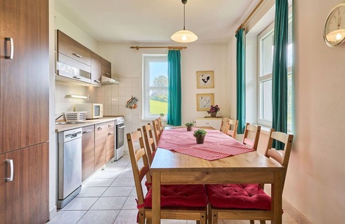 Starkov House | Beautiful private villa for 6 guests with WIFI, pool, TV, patio, pets allowed and panoramic view