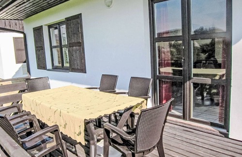Starkov House | Beautiful private villa for 8 guests with WIFI, pool, TV, patio, pets allowed and panoramic view