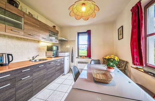 Ceska Metuje House | Beautiful private villa for 6 guests with WIFI, pool, TV, patio, pets allowed and panoramic view